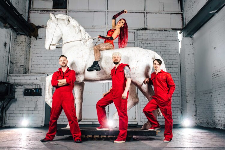 April Art im musix-Interview