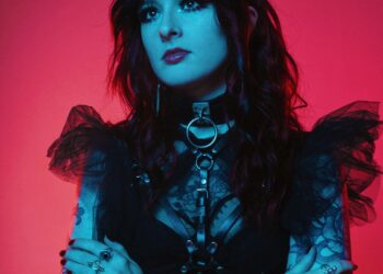 MOTHICA – Das Album „Kissing Death“ ab sofort! Neues Video online!