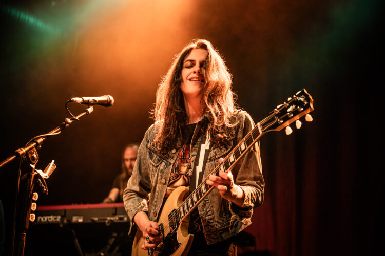 musix präsentiert: LAURA COX live