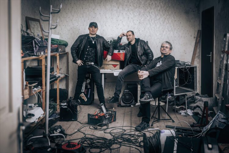 CHAOS MESSERSCHMITT: 1000X GELEBT