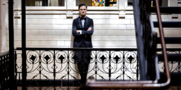 DENNIS VAN AARSSEN live in Köln!