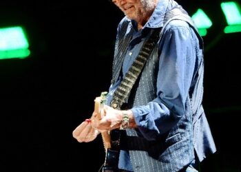 ERIC CLAPTON: Die Musikikone 2026 LIVE in Deutschland und Belgien!