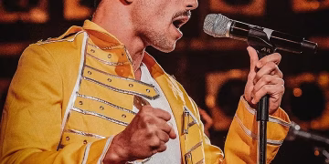 THE MUSIC OF QUEEN LIVE