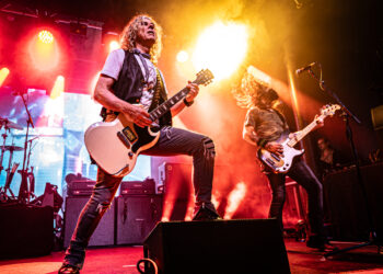 THE DEAD DAISIES: LIVE PLUS FIVE
