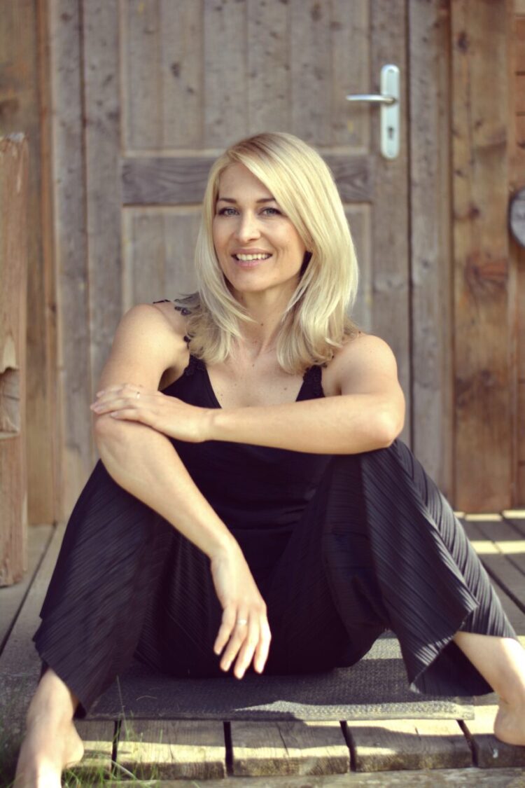 MARTINA: BIST DU DEPPERT