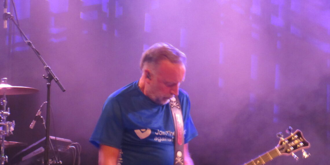 Live-Review! Peter Hook & The Light – 31.3. München, Technikum
