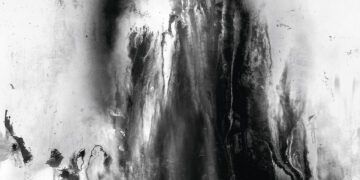 LACRIMAS PROFUNDERE: LAY ME DOWN O SILENT FEAR
