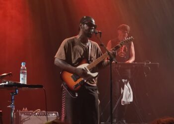 Live-Review! Curtis Harding + Charlotte Colace – 09.07. München, Muffathalle@Muffatwerk