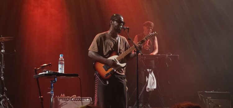 Live-Review! Curtis Harding + Charlotte Colace – 09.07. München, Muffathalle@Muffatwerk