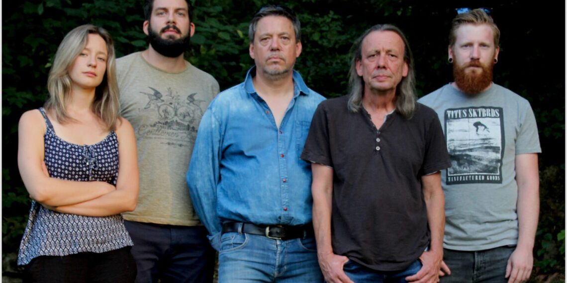 Mick Scheuerle & The Rainbow Turtles veröffentlichen neue LP „Doubts and Demons“