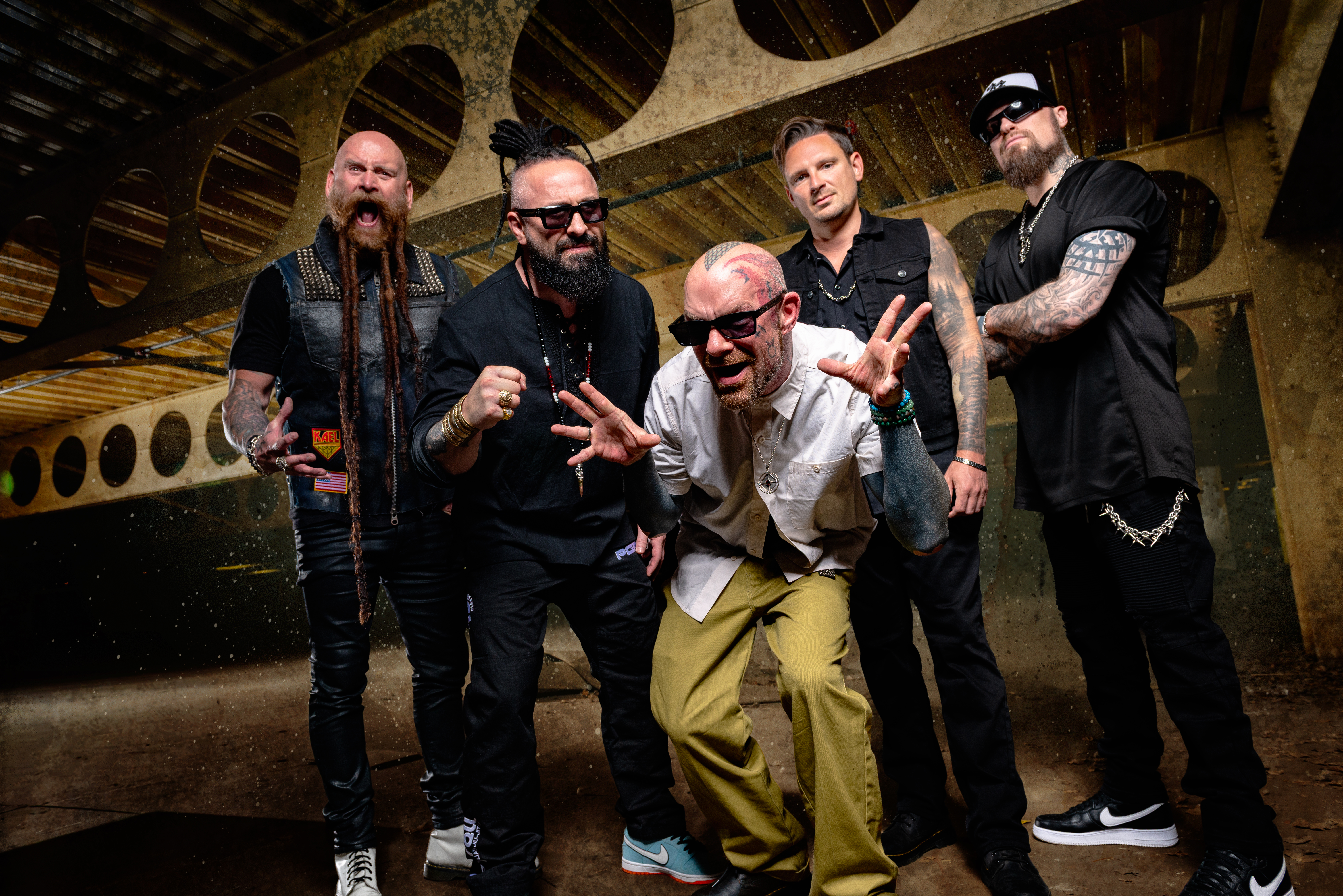 FIVE FINGER DEATH PUNCH live 2027!