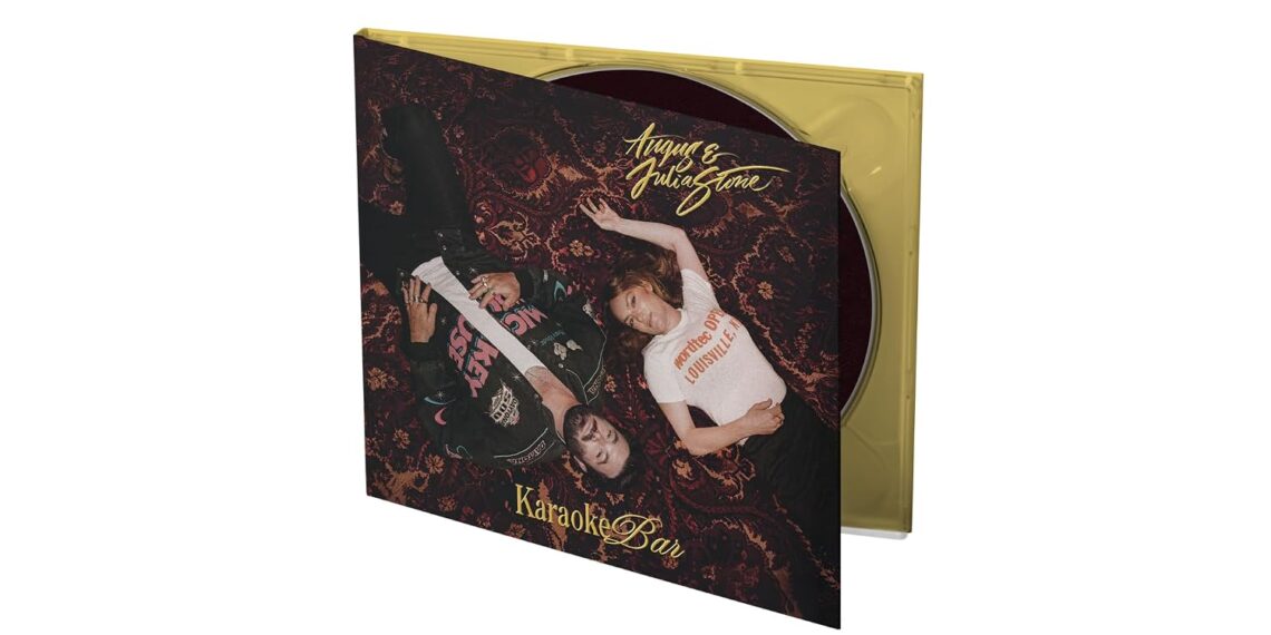 ANGUS & JULIA STONE: KARAOKE BAR