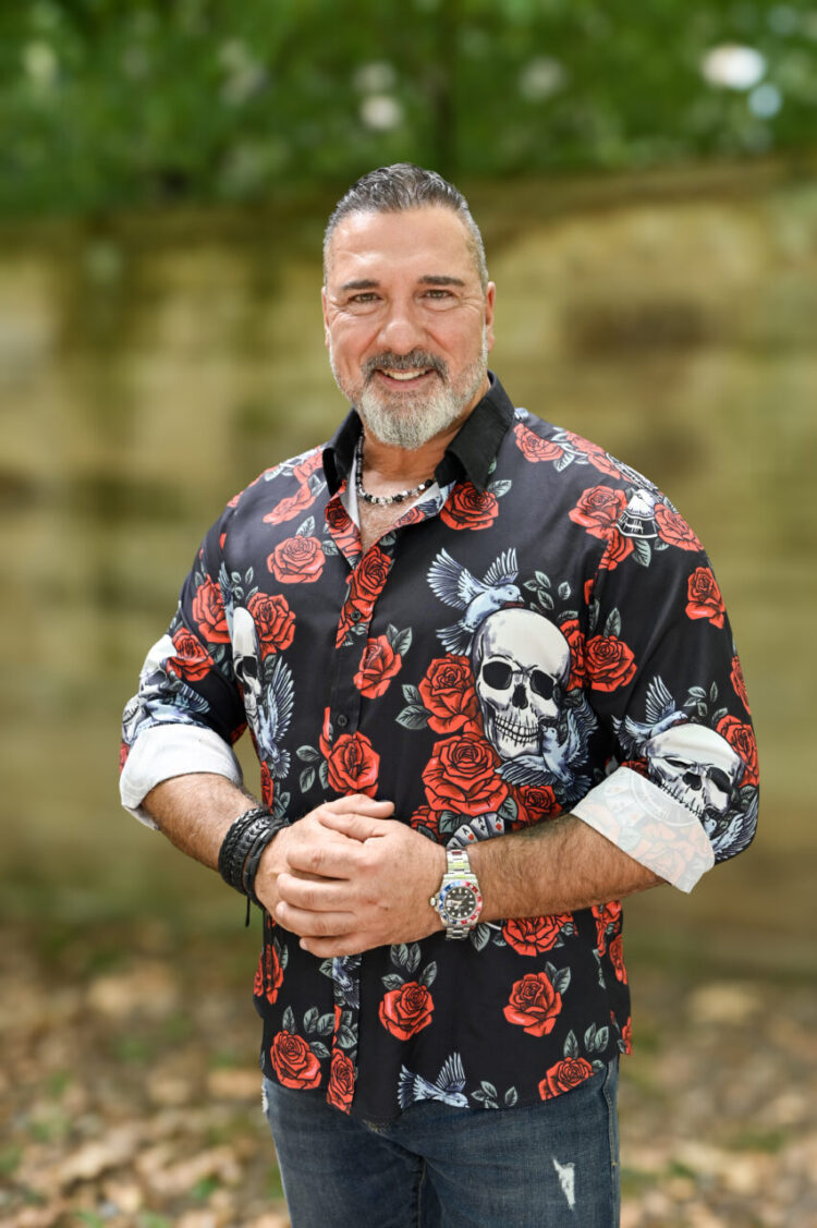 Märchenhafter Karrierestart: Markus Rotano rockt die Charts!