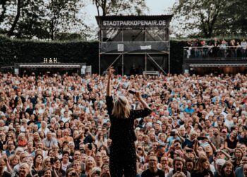 LESLIE CLIO auf Akustiktour 2027