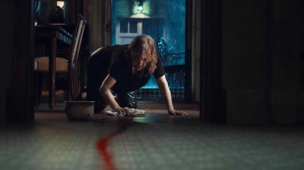 CRAZY OLD LADY: Psycho-Horrorthriller zu Halloween